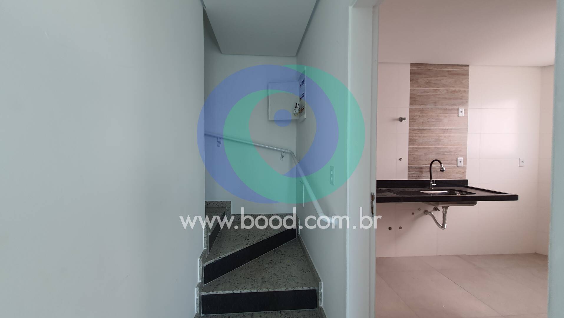 Casa à venda com 2 quartos, 100m² - Foto 17