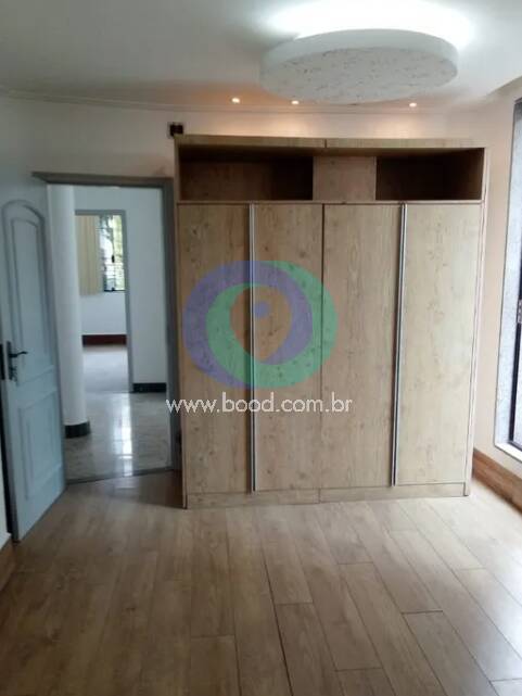 Casa para alugar com 3 quartos, 320m² - Foto 21